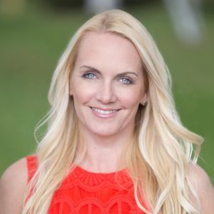 Meet your Posher, Kira